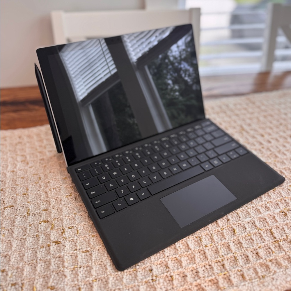Microsoft Surface Pro 6 with Stylus and Detachable Keyboard